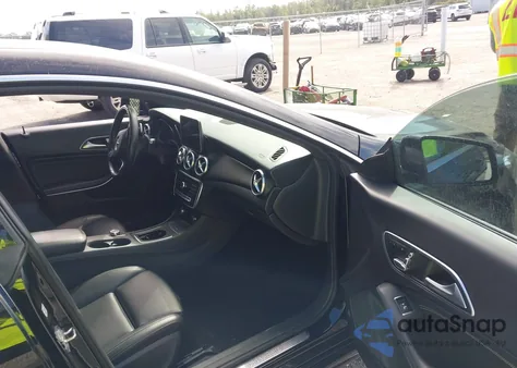 2019 Mercedes-Benz Cla 250 z USA, uszkodzony, nr VIN WDDSJ4EB6KN752269